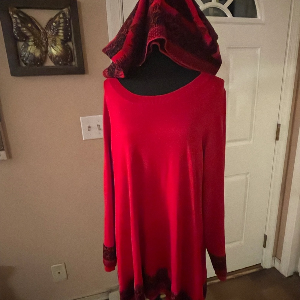 2Pc Red and Black Sweater and Collar